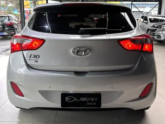 HYUNDAI-I30-1.8 MPI 16V GASOLINA 4P AUTOMATICO HYUNDAI-I30-2013
