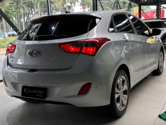 HYUNDAI-I30-1.8 MPI 16V GASOLINA 4P AUTOMATICO HYUNDAI-I30-2013