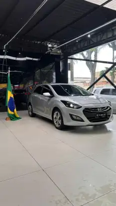 HYUNDAI-I30-1.8 MPI 16V GASOLINA 4P AUTOMATICO HYUNDAI-I30-2013
