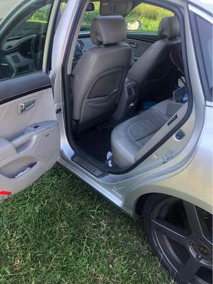 HYUNDAI-AZERA-2008