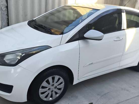 HYUNDAI-HB20-1.0 COMFORT 12V FLEX 4P MANUAL HYUNDAI-HB20-2017