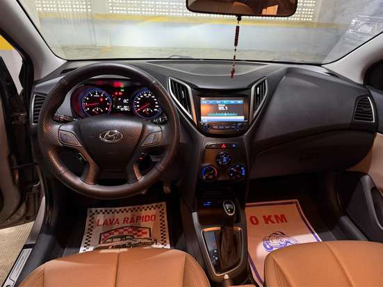 HYUNDAI-HB20-2018