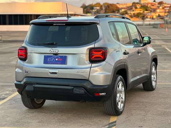 JEEP-RENEGADE-2022