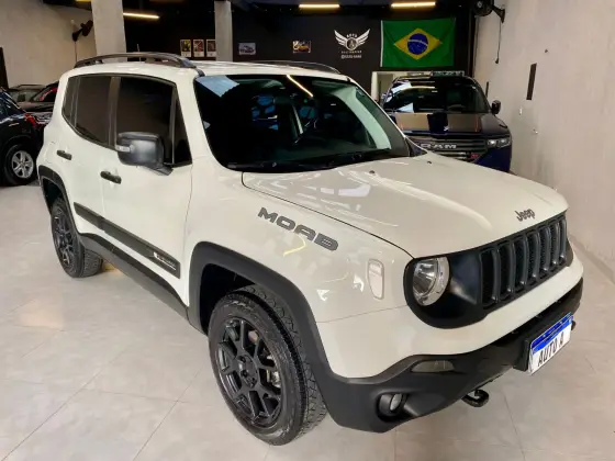 JEEP RENEGADE 2.0 16V TURBO DIESEL MOAB 4P 4X4 AUTOMÁTICO