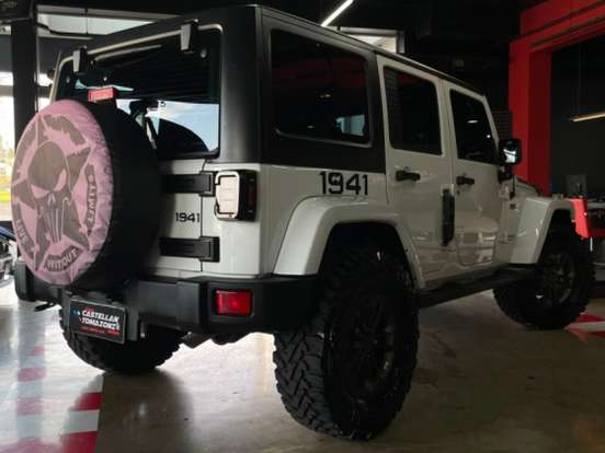 JEEP-WRANGLER-3.6 75 ANOS 4X4 V6 GASOLINA 4P AUTOMÁTICO JEEP-WRANGLER-2016
