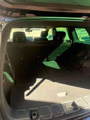 JEEP-COMMANDER-2023