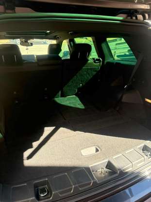 JEEP-COMMANDER-2023