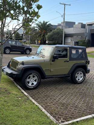 JEEP-WRANGLER-2012