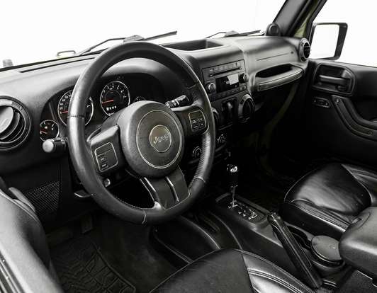 JEEP-WRANGLER-2012