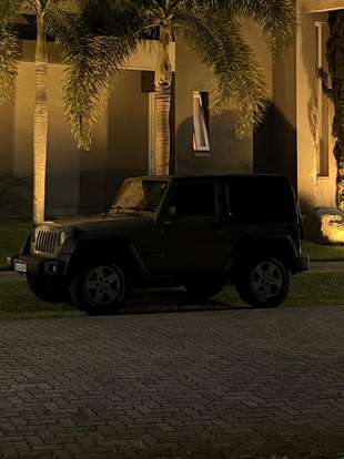 JEEP-WRANGLER-2012