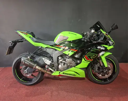 KAWASAKI NINJA ZX-6R 