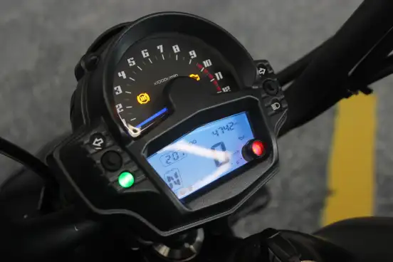 KAWASAKI-VULCAN S ABS-2023