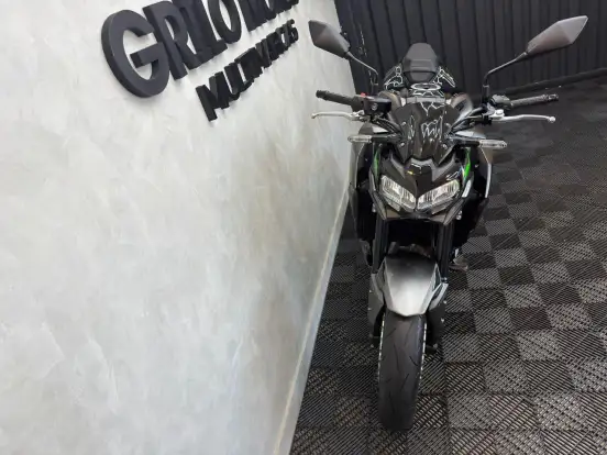 KAWASAKI-Z900 KAWASAKI-Z900-2023