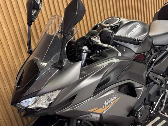 KAWASAKI-NINJA 650 ABS-2023