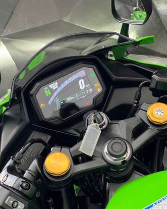 KAWASAKI-NINJA ZX-4R-2024