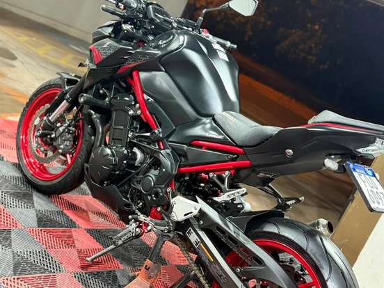 KAWASAKI-Z900 KAWASAKI-Z900-2021