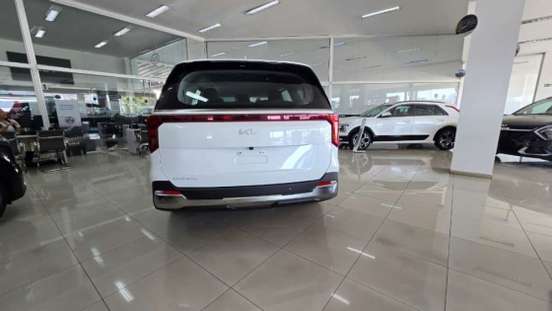 KIA-CARNIVAL-2024