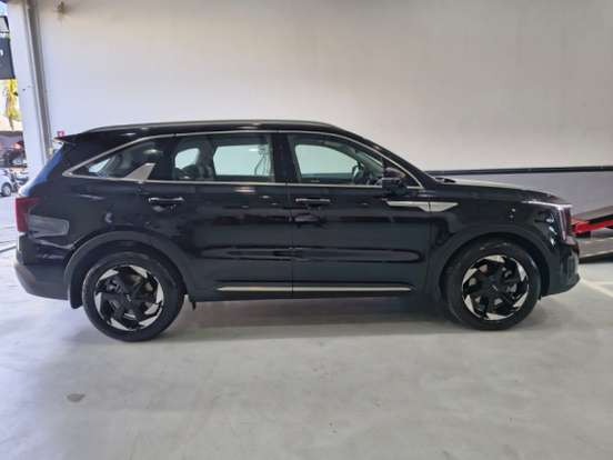 KIA-SORENTO-2025
