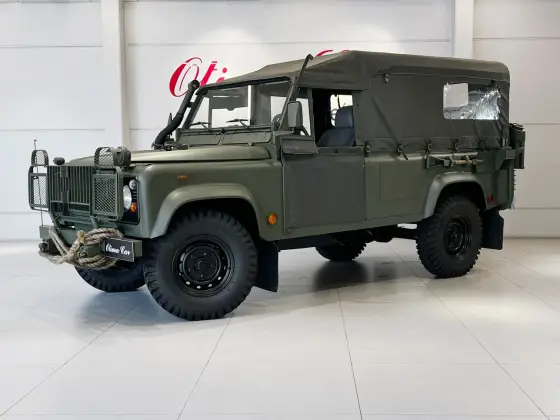 LAND ROVER DEFENDER 2.5 COUNTY SW 110 4X4 TURBO DIESEL 4P MANUAL LAND ROVER DEFENDER 2.5 COUNTY SW 110 4X4 TURBO DIESEL 4P MANUAL