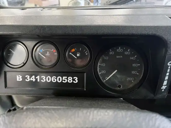 LAND ROVER-DEFENDER-2.5 COUNTY SW 110 4X4 TURBO DIESEL 4P MANUAL LAND ROVER-DEFENDER-2004