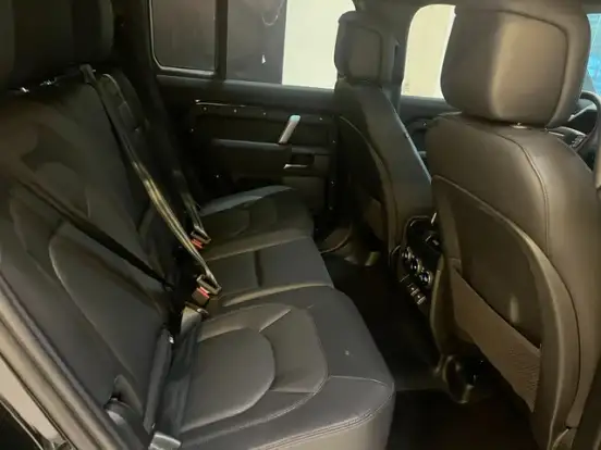 LAND ROVER-DEFENDER-2023