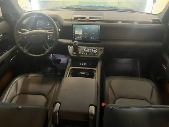 LAND ROVER-DEFENDER-2023