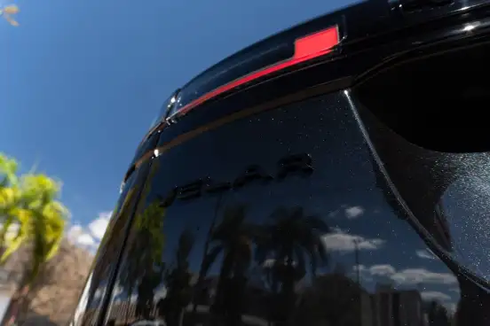 LAND ROVER-RANGE ROVER VELAR-2.0 P400E PHEV R-DYNAMIC HSE AUTOMÁTICO LAND ROVER-RANGE ROVER VELAR-2024