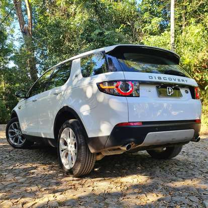 LAND ROVER-DISCOVERY SPORT-2017