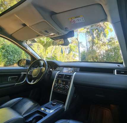 LAND ROVER-DISCOVERY SPORT-2017