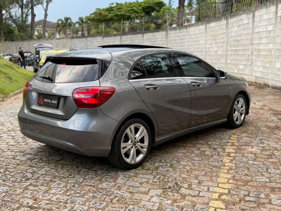 MERCEDES-BENZ-A 200-2017