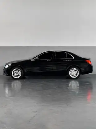 MERCEDES-BENZ-C 180-2017