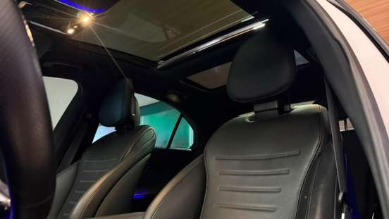 MERCEDES-BENZ-C 300-2024