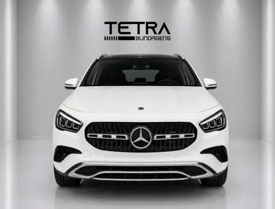 MERCEDES-BENZ-GLA 200-2025