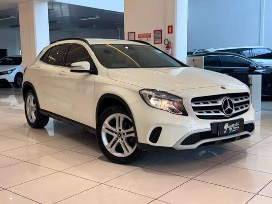MERCEDES-BENZ-GLA 200-1.6 CGI FLEX STYLE 7G-DCT MERCEDES-BENZ-GLA 200-2018