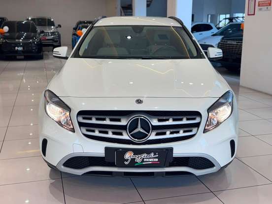 MERCEDES-BENZ-GLA 200-1.6 CGI FLEX STYLE 7G-DCT MERCEDES-BENZ-GLA 200-2018