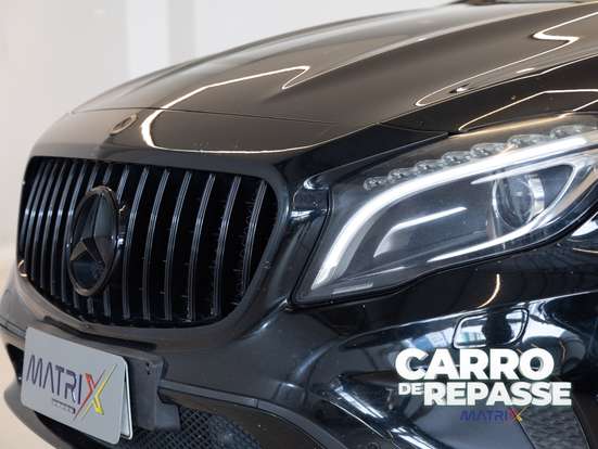 MERCEDES-BENZ-GLA 200-2015