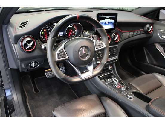 MERCEDES-BENZ-GLA 45 AMG-2018