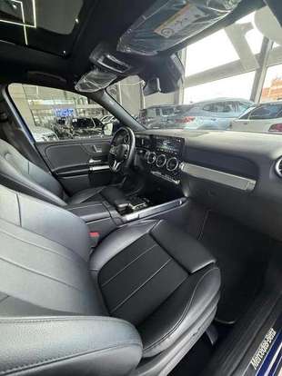 MERCEDES-BENZ-GLB 200-2020