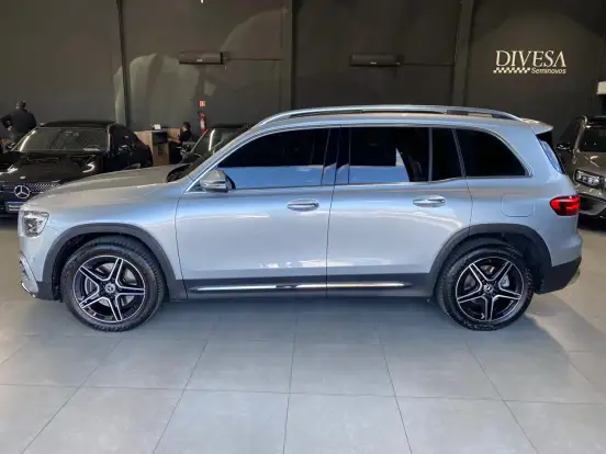 MERCEDES-BENZ-GLB 220-2.0 MHEV AMG LINE 4MATIC 8G-DCT MERCEDES-BENZ-GLB 220-2024