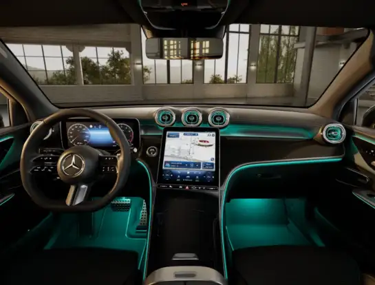 MERCEDES-BENZ-GLC 300-2025