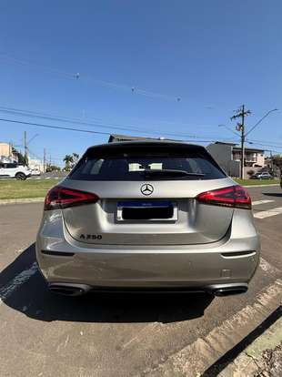 MERCEDES-BENZ-A 250-2019
