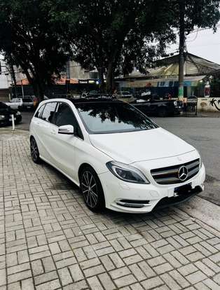 MERCEDES-BENZ-B 200-2013