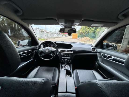 MERCEDES-BENZ-C 180-2012