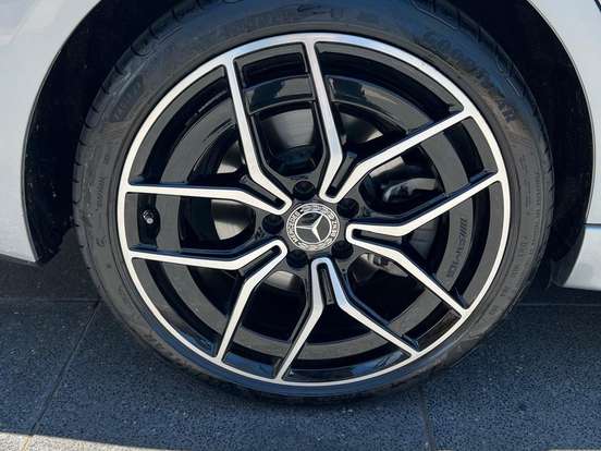 MERCEDES-BENZ-C 300-2.0 EQ BOOST HÍBRIDO AMG LINE 9G-TRONIC MERCEDES-BENZ-C 300-2024