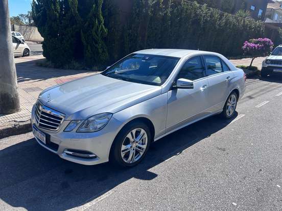 MERCEDES-BENZ-E 500-2011