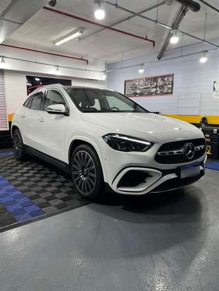 MERCEDES-BENZ-GLA 200-2024