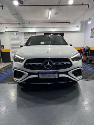 MERCEDES-BENZ-GLA 200-2024