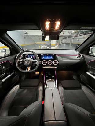 MERCEDES-BENZ-GLA 200-2024