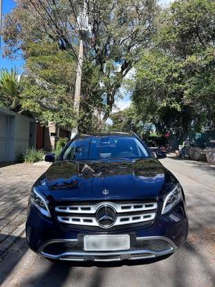 MERCEDES-BENZ-GLA 200-2018
