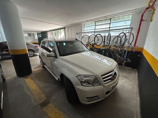 MERCEDES-BENZ-GLK 300-2010